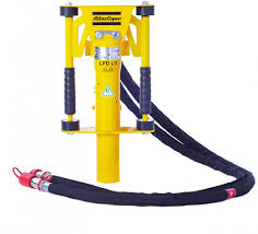 Инструмент для забивания столбов выбор и применение Инструмент для забивания столбов выбор и применение